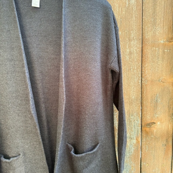 H&M Women’s Gray Sweater Basic Long Length Cardigan Size Small - Picture 7 of 13